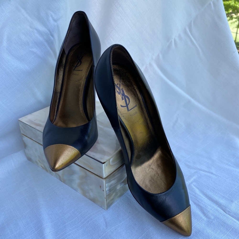 SOLD OUT YSL PUMPS